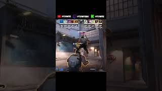 Tynite peek | 240 km peek | hahaha  #cs2 #csgo #counterstrike #gaming #faceit #cs2moments #cs2peek